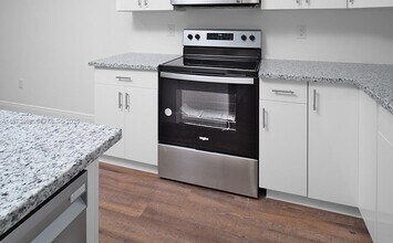 8007 Vega Ct in La Belle, FL - Building Photo - Building Photo