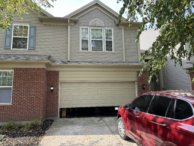 property at 1527 Yellowstone Dr