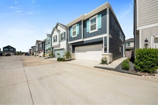 635 Salt Marsh Trl in Clear Lake Shores, TX - Building Photo