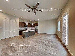 10522 Executive Lake Dr in Stafford, TX - Building Photo - Building Photo