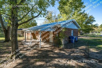 808 Elizabeth Pl in Hartselle, AL - Building Photo - Building Photo