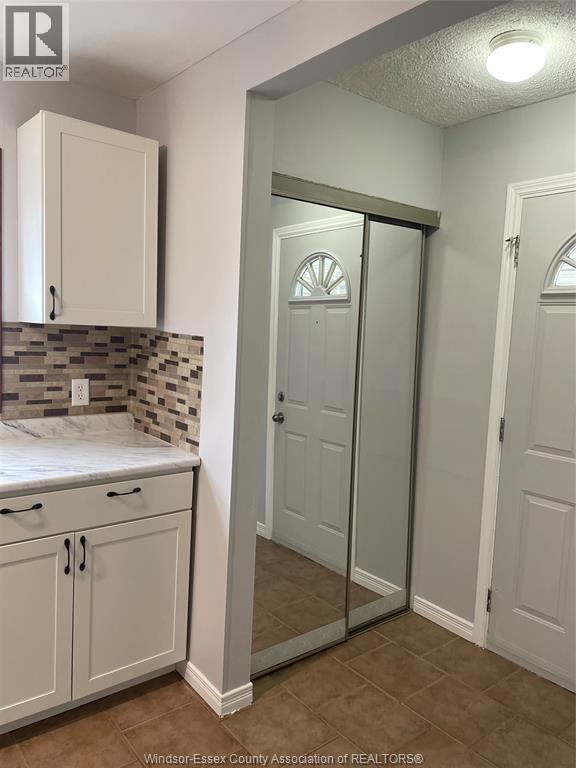 1534 Norman Rd in Windsor, ON - Building Photo - Building Photo