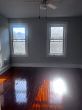 16 Elmwood Ave in Norwalk, CT - Foto de edificio - Building Photo