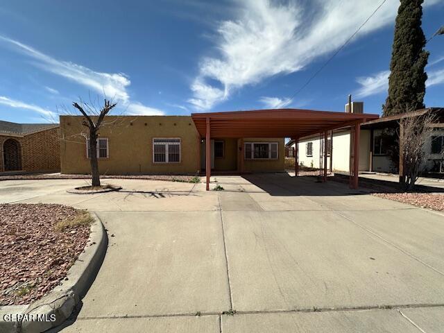 221 Orndorff Dr in El Paso, TX - Building Photo