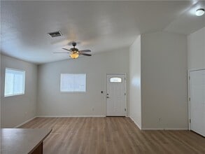 3416 N Yuma St in Kingman, AZ - Building Photo - Building Photo