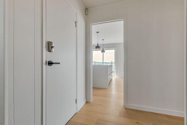 140 Cresta View Dr in San Francisco, CA - Building Photo - Building Photo