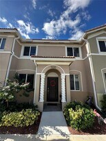 1030 SE 23rd Terrace in Homestead, FL - Building Photo