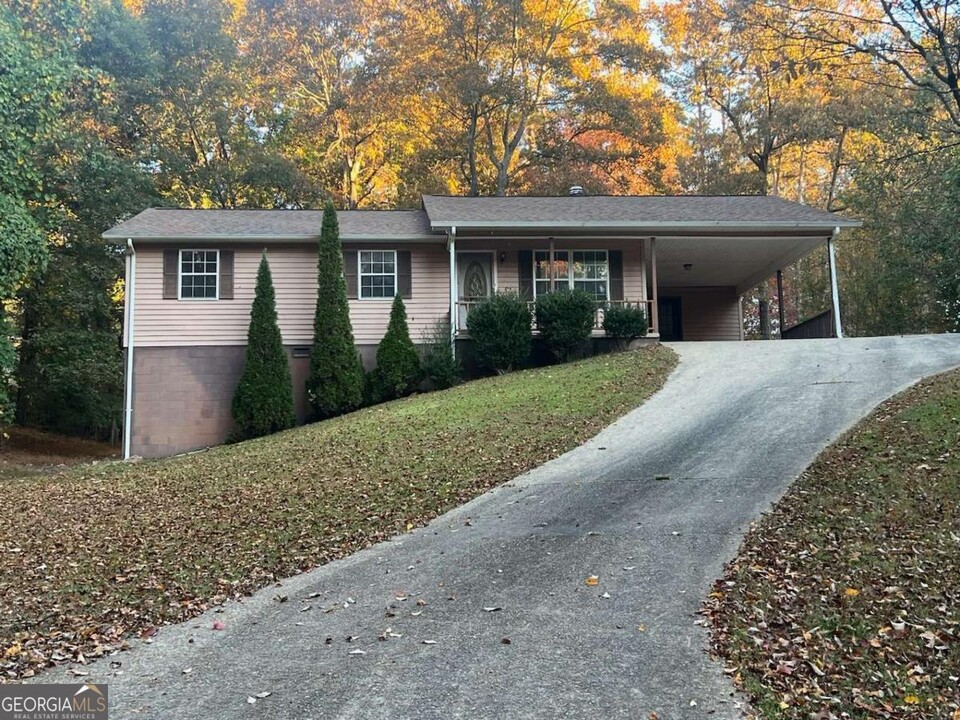 3459 Leisure Ln in Gainesville, GA - Building Photo