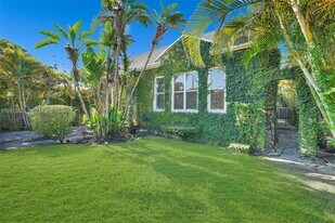126 NW 48th St in Miami, FL - Building Photo