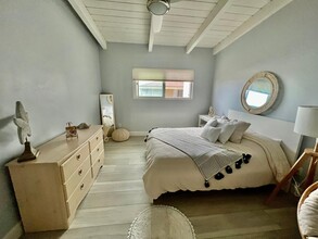 460 Camino Del Mar, Unit Beach Condo in Del Mar, CA - Foto de edificio - Building Photo