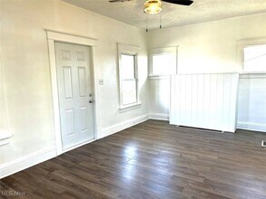 2454 Cleveland Ave in Steubenville, OH - Building Photo - Building Photo