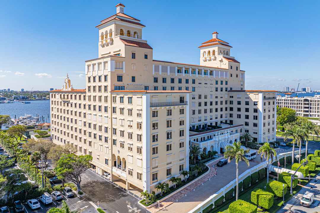 The Biltmore Condominium in Palm Beach, FL - Building Photo