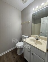 7986 Marsha Woods Dr in Memphis, TN - Building Photo - Building Photo