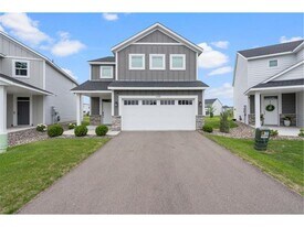 10269 Goodview Cir in Cottage Grove, MN - Building Photo