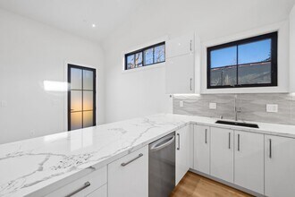 164 Tasso St in Palo Alto, CA - Building Photo - Building Photo