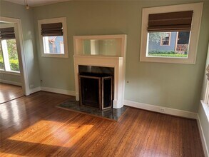 1607 Blount St in Houston, TX - Building Photo - Building Photo