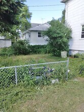 606 7th St N, Unit Two in Fargo, ND - Building Photo - Building Photo