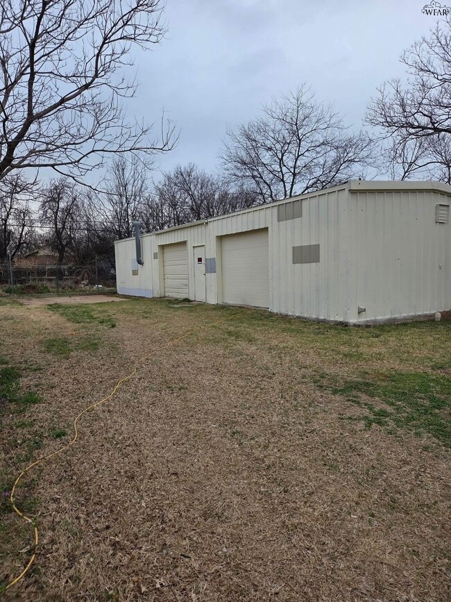 2204 Princeton Ave in Wichita Falls, TX - Building Photo - Building Photo
