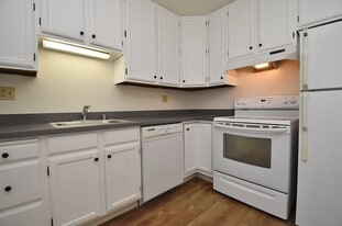 21955 Idena Ave in Castro Valley, CA - Building Photo