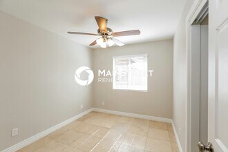 18205 N 25th Pl in Phoenix, AZ - Building Photo - Building Photo