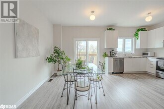 1174 Peelar Cres in Innisfil, ON - Building Photo - Building Photo