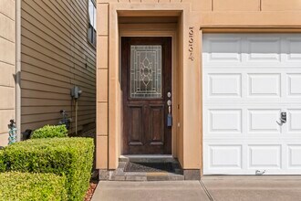 3334 Clearview Villa Way in Houston, TX - Building Photo - Building Photo