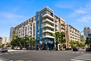 1050 Island Ave in San Diego, CA - Building Photo
