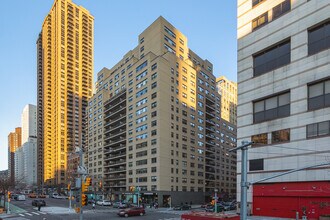 The 3 Lincoln Center in New York, NY - Building Photo - Building Photo