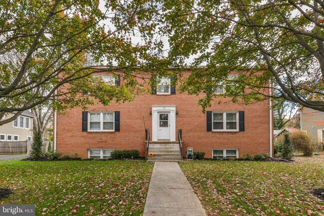 property at 130 S 29th St