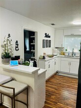 2262 SW 87th Terrace in Miramar, FL - Foto de edificio - Building Photo