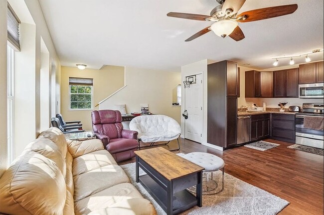 8302 Westown Pky in West Des Moines, IA - Building Photo - Building Photo