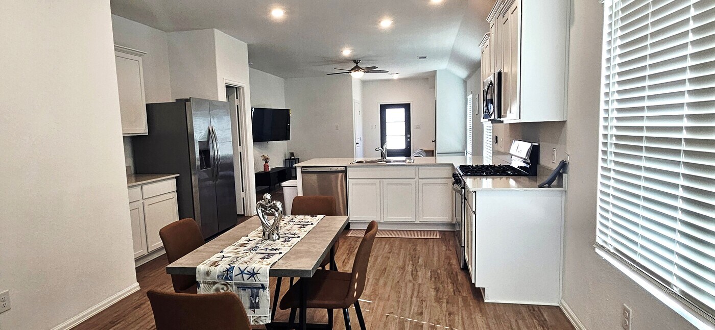 19308 Via Vinovo Ct in Roman Forest, TX - Foto de edificio