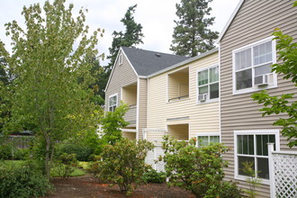 Reedville Commons in Aloha, OR - Building Photo - Building Photo