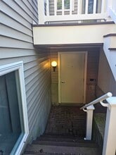 30 Sterling Ln in South Berwick, ME - Building Photo - Building Photo