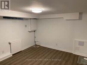 135 Emerson Ave in Toronto, ON - Building Photo - Building Photo