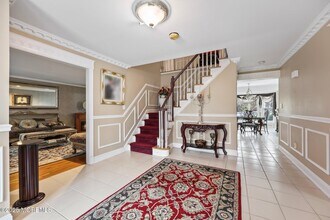 1 Montreal Woods Ct in Englishtown, NJ - Building Photo - Building Photo