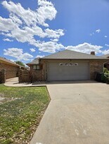 1629 Wyoming Ave in San Angelo, TX - Building Photo