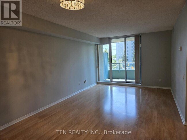 property at 1 Emerald Ln