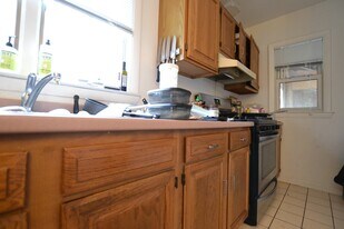 32 Bothwell Rd, Unit 1 in Boston, MA - Building Photo