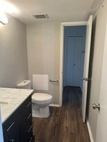 2447 S Graham Dr in Arlington, TX - Building Photo