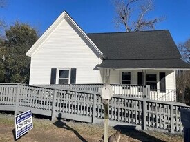 212 D St in Anderson, SC - Building Photo