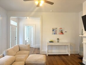 148 St Philip St in Charleston, SC - Foto de edificio - Building Photo