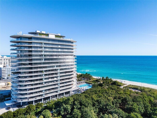 8701 Collins Ave in Miami Beach, FL - Building Photo - Building Photo