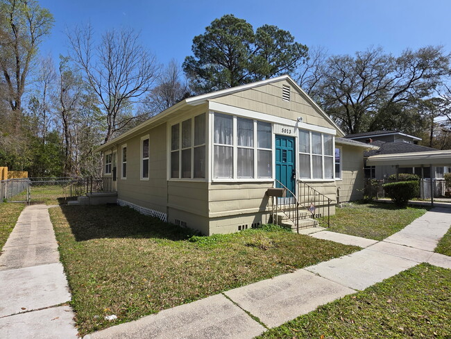 5013 Campenella Dr in Jacksonville, FL - Building Photo - Building Photo