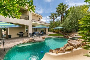 2033 Winter Wind St in Las Vegas, NV - Building Photo