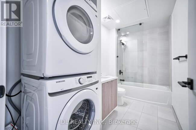 36-1336 Zorra St in Toronto, ON - Building Photo - Building Photo