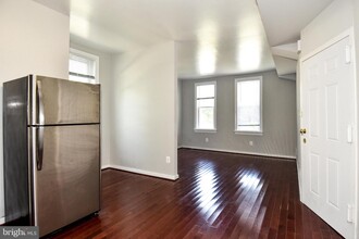 1601 A St SE-Unit -1 in Washington, DC - Building Photo - Building Photo