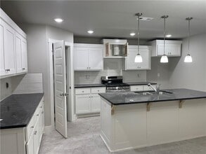 505 N Collins Ave in Gentry, AR - Building Photo - Building Photo