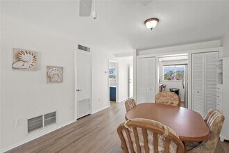 708 S Tamiami Trl in Venice, FL - Building Photo - Building Photo