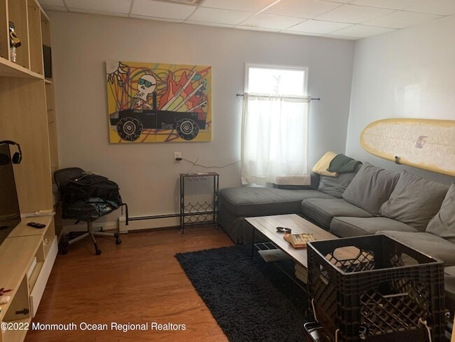 1060 Ocean Ave in Sea Bright, NJ - Building Photo - Building Photo